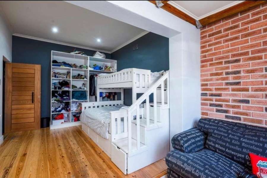 3 Bedroom Property for Sale in Lansdowne Western Cape